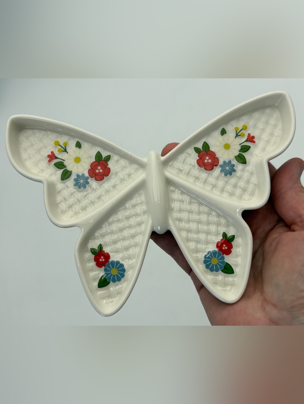 NWT Whimsical Hallmark White Butterfly Ceramic Trinket Dish